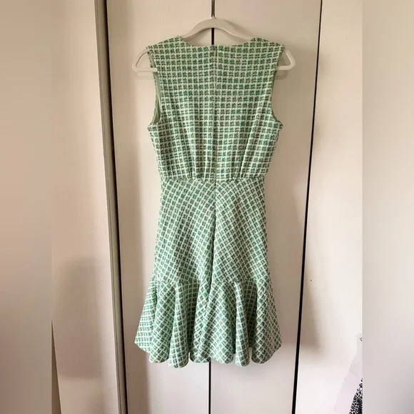 NWOT Taylor Dresses Sleeveless Tweed Dress w Ruffle Hem - Picture 4 of 8